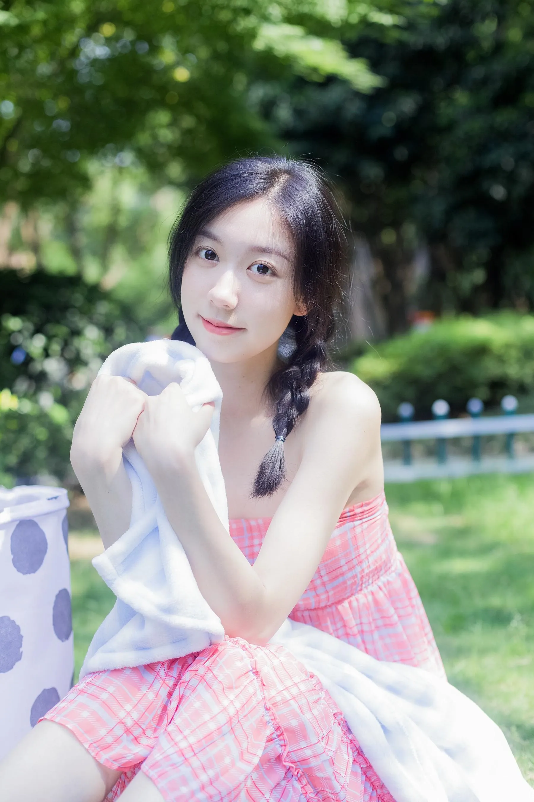 [YITUYU艺图语]2022.07.19 今日天气晴 饲猫少女- [42P]插图
